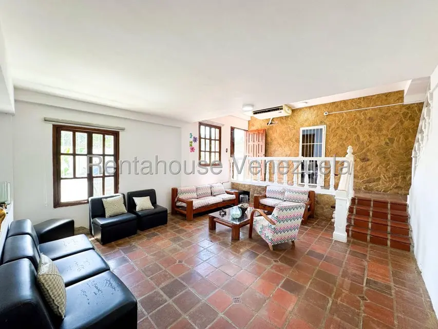 Casa (Duplex) en Venta en El Hatillo, Distrito Metropolitano - 34