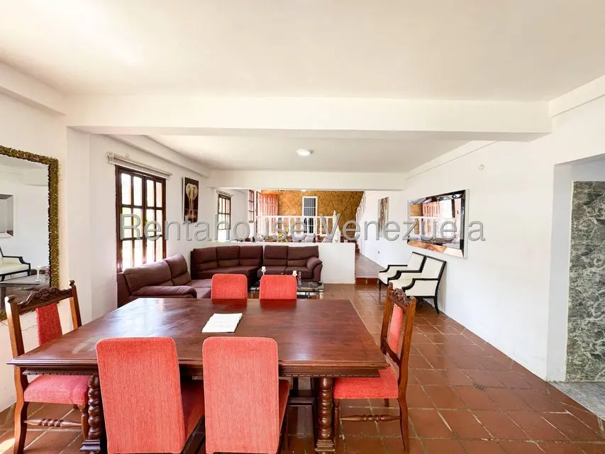 Casa (Duplex) en Venta en El Hatillo, Distrito Metropolitano - 37