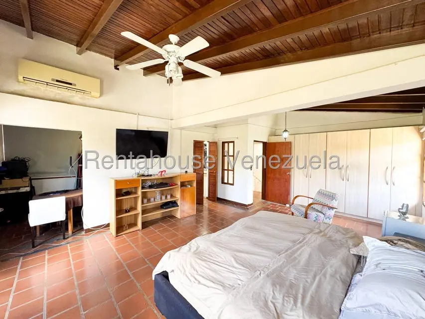 Casa (Duplex) en Venta en El Hatillo, Distrito Metropolitano - 54