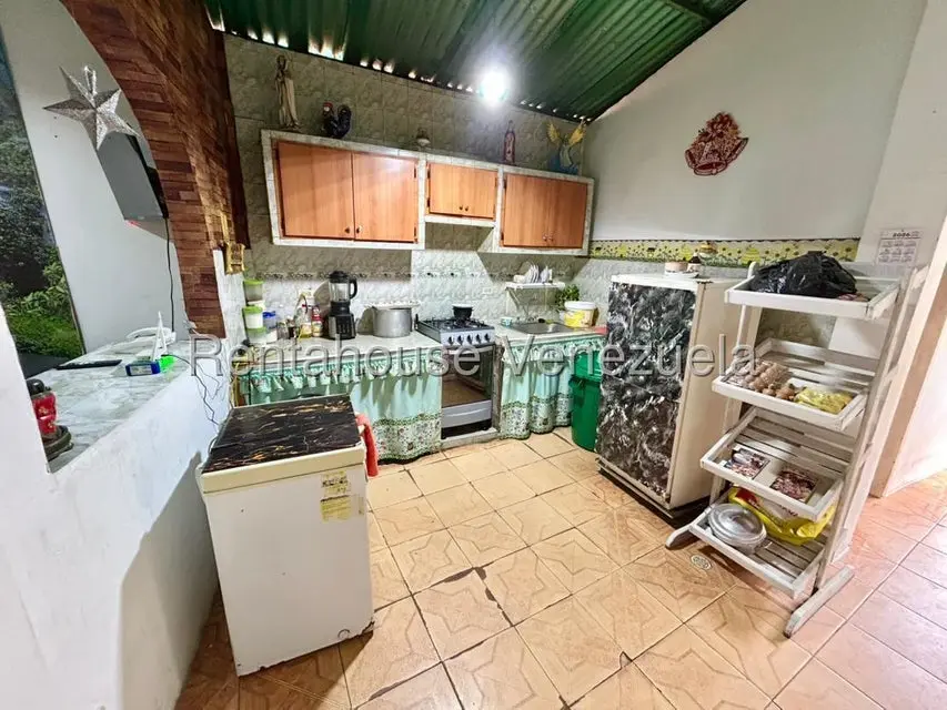 Casa (1 Nivel) en Venta en Avenida Libertador, Lara - 4