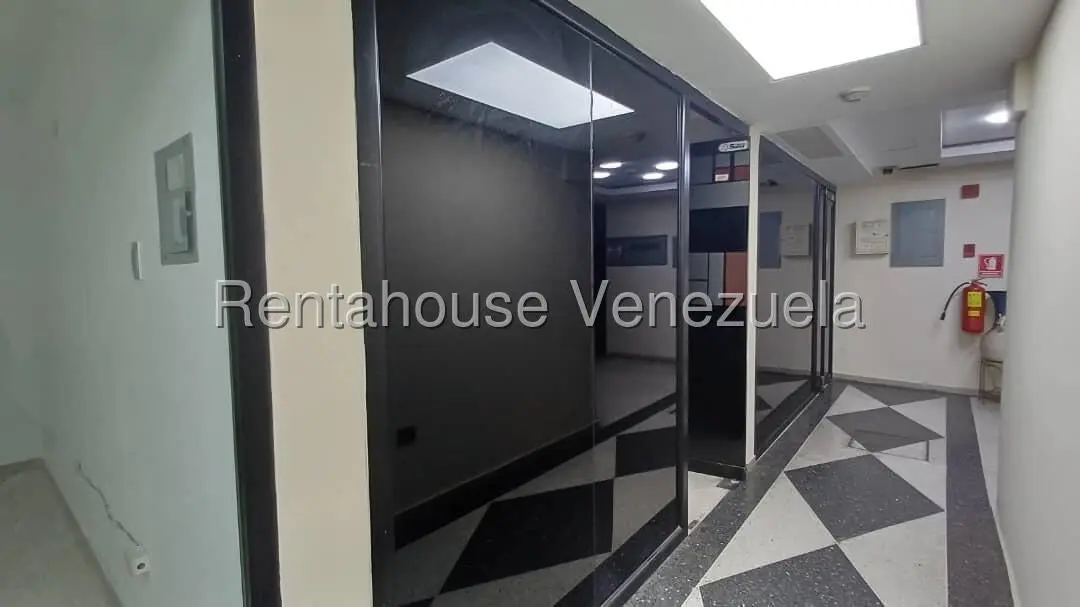 Comercial (Local Comercial) en Venta en Zona Centro, Aragua - 12