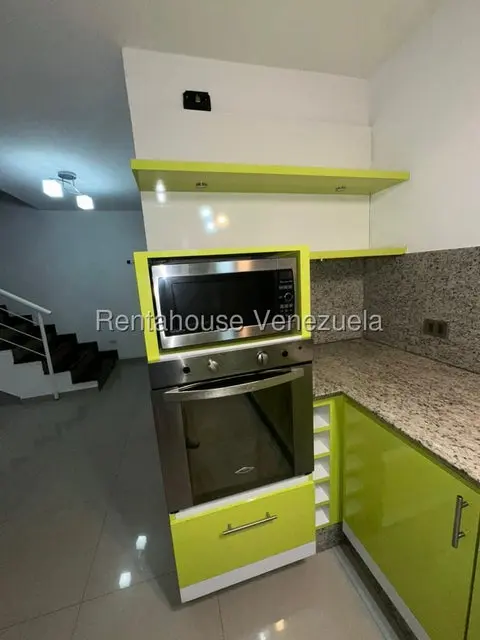 Casa (Duplex) en Venta en Villas de Buenaventura, Miranda - 11