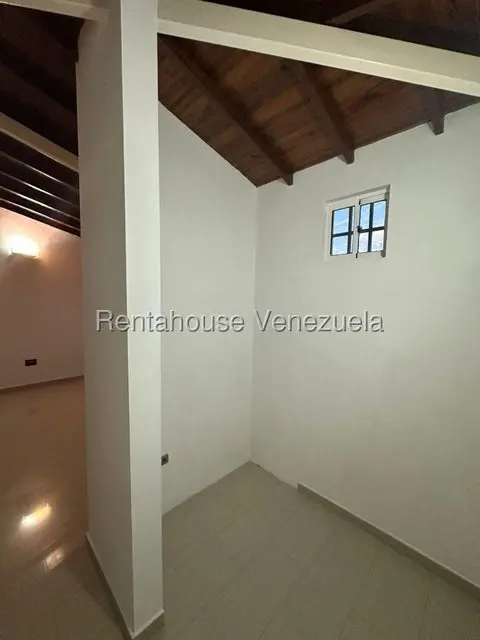 Casa (Duplex) en Venta en Villas de Buenaventura, Miranda - 15
