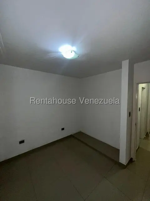 Casa (Duplex) en Venta en Villas de Buenaventura, Miranda - 16