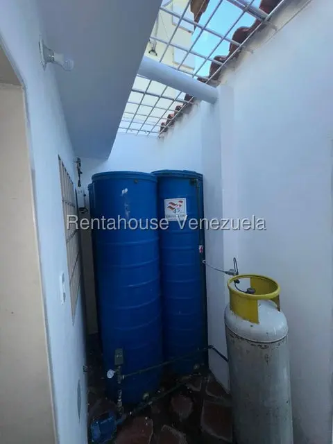 Casa (Duplex) en Venta en Villas de Buenaventura, Miranda - 31