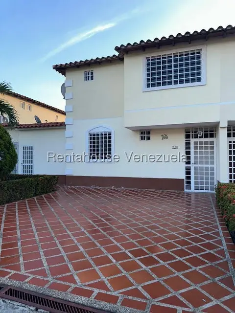 Casa (Duplex) en Venta en Villas de Buenaventura, Miranda - 5
