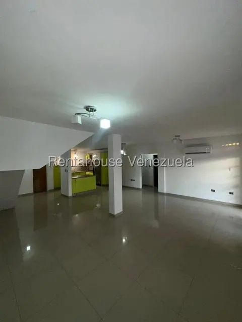 Casa (Duplex) en Venta en Villas de Buenaventura, Miranda - 7