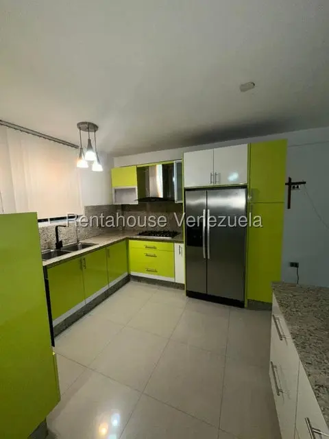 Casa (Duplex) en Venta en Villas de Buenaventura, Miranda - 10