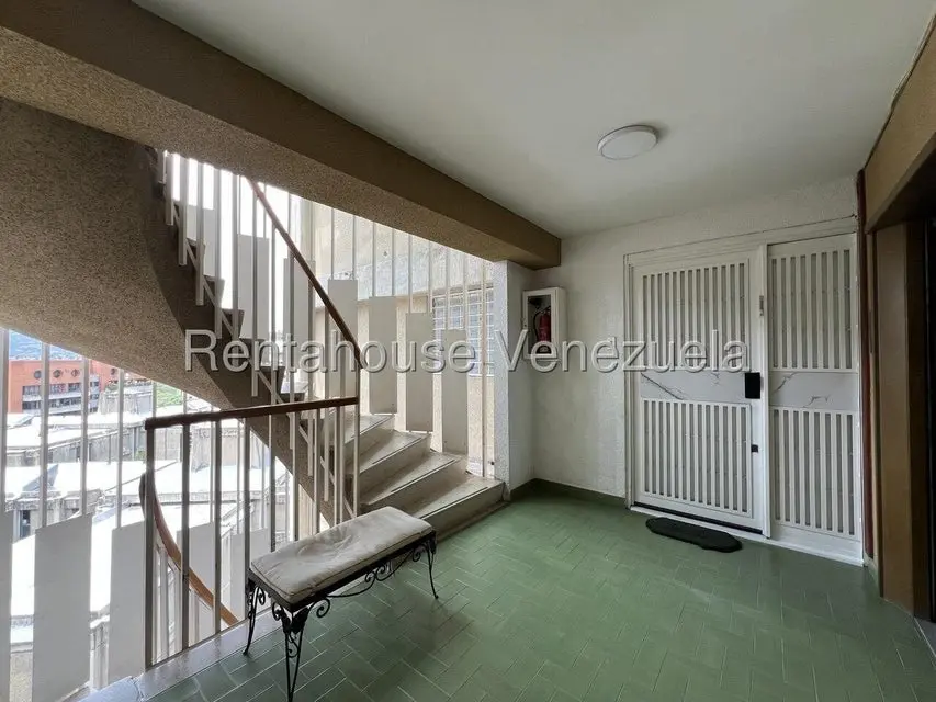 Apartamento (Duplex) en Venta en Sebucan, Distrito Metropolitano - 2