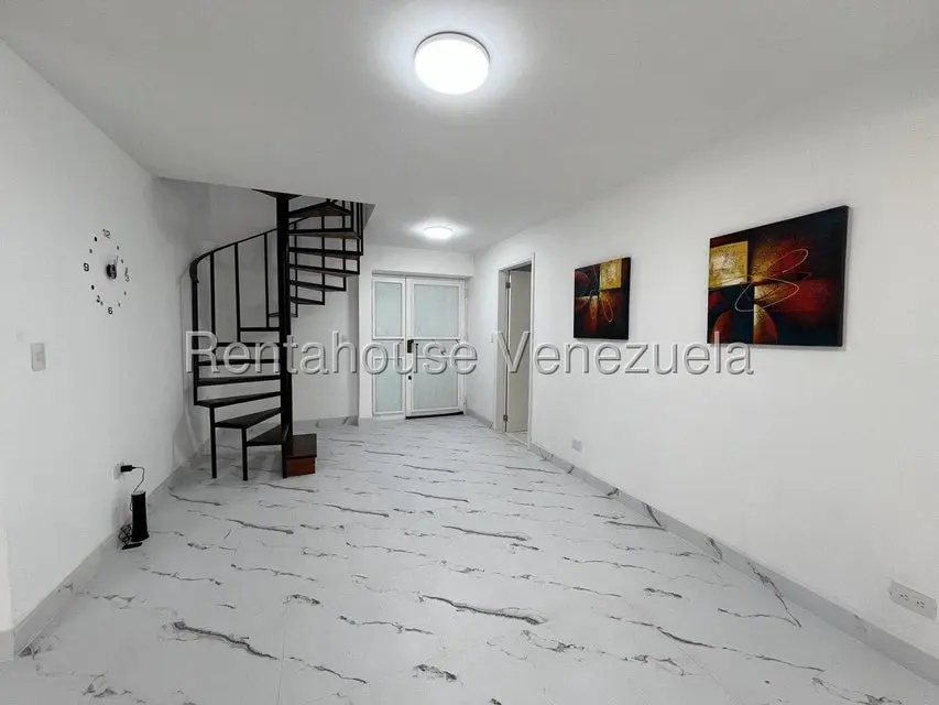 Apartamento (Duplex) en Venta en Sebucan, Distrito Metropolitano - 3