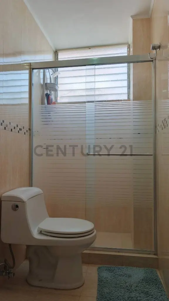 URB. EL MARQUES, APARTAMENTO EN VENTA, CARACAS Edo. Miranda - 11