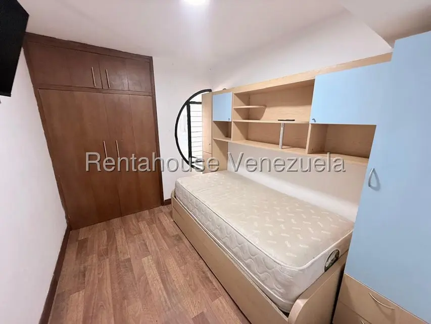 Apartamento (1 Nivel) en Alquiler en Playa Grande, Vargas - 21