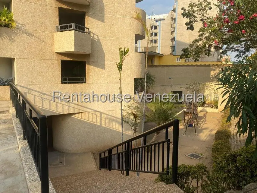 Apartamento (1 Nivel) en Alquiler en Playa Grande, Vargas - 27