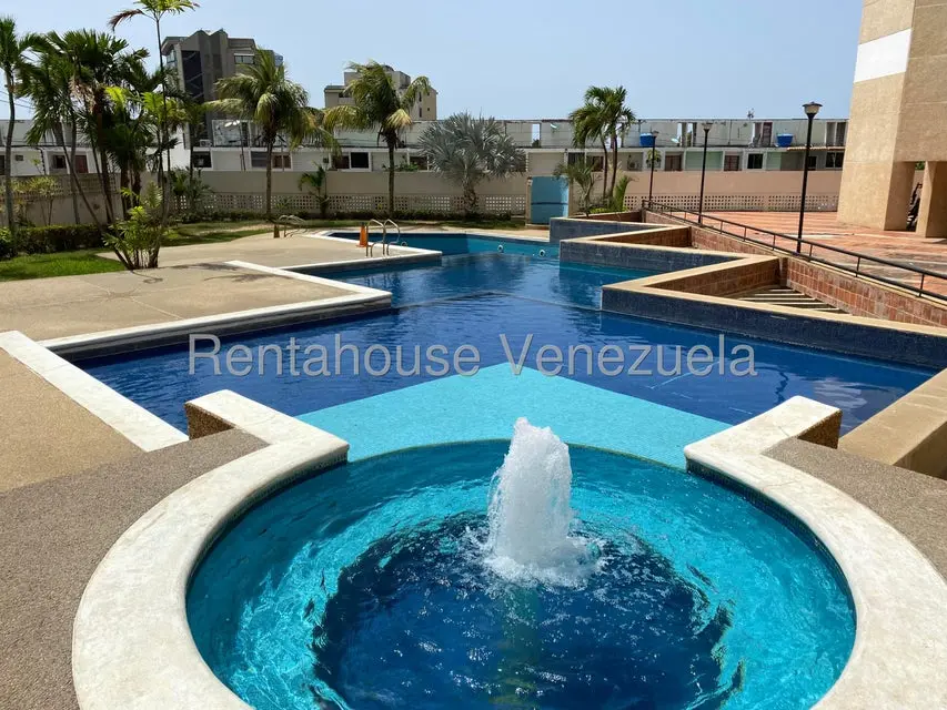 Apartamento (1 Nivel) en Alquiler en Playa Grande, Vargas - 28