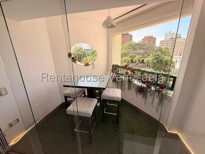 Apartamento (1 Nivel) en Alquiler en Playa Grande, Vargas - 6