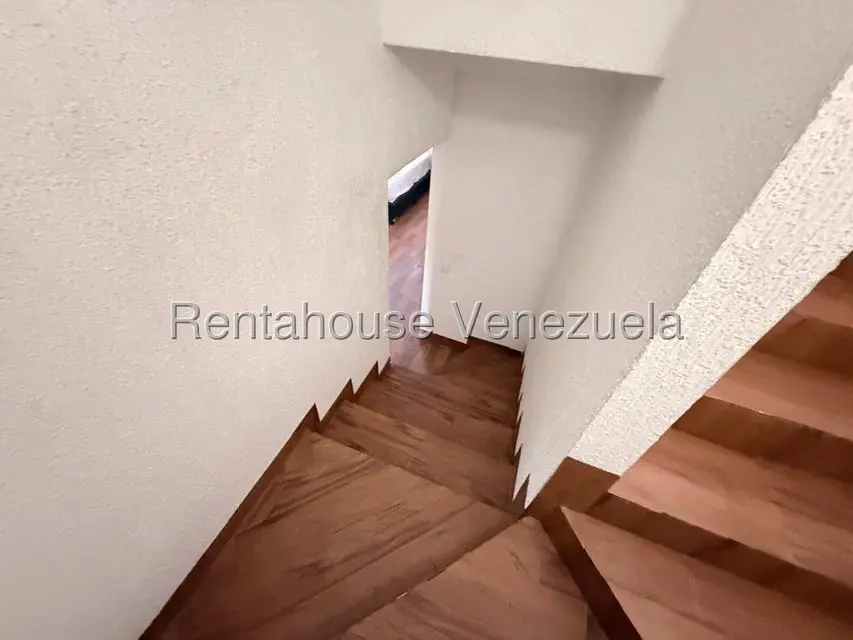 Apartamento (1 Nivel) en Alquiler en Playa Grande, Vargas - 10