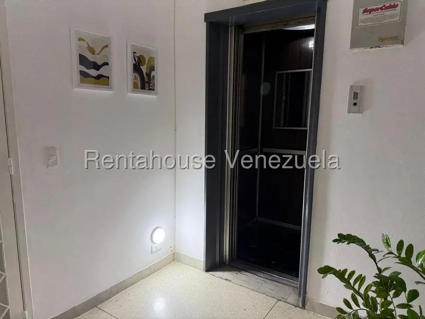 Apartamento (1 Nivel) en Alquiler en El Marques, Distrito Metropolitano - 15