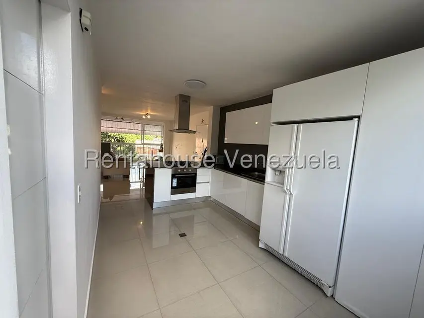 Apartamento (1 Nivel) en Alquiler en El Marques, Distrito Metropolitano - 7