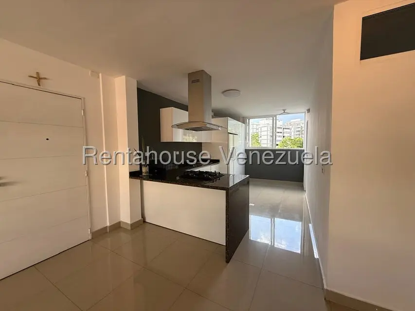 Apartamento (1 Nivel) en Alquiler en El Marques, Distrito Metropolitano - 9