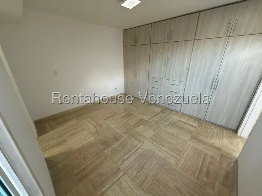 Apartamento (1 Nivel) en Venta en El Rosal, Distrito Metropolitano - 12