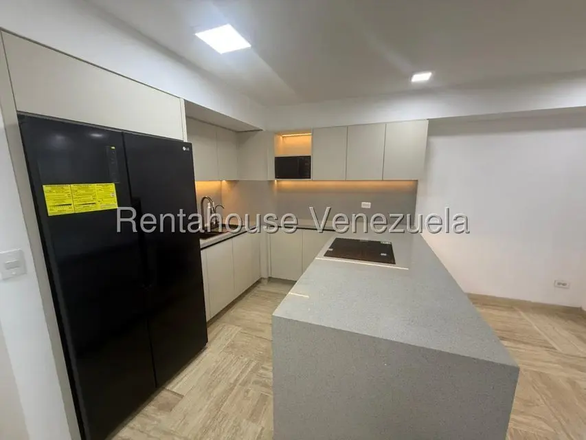 Apartamento (1 Nivel) en Venta en El Rosal, Distrito Metropolitano - 4