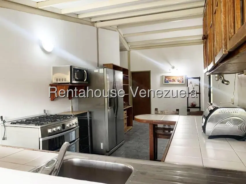 Casa (1 Nivel) en Alquiler en Parroquia Santa Rosa, Lara - 12