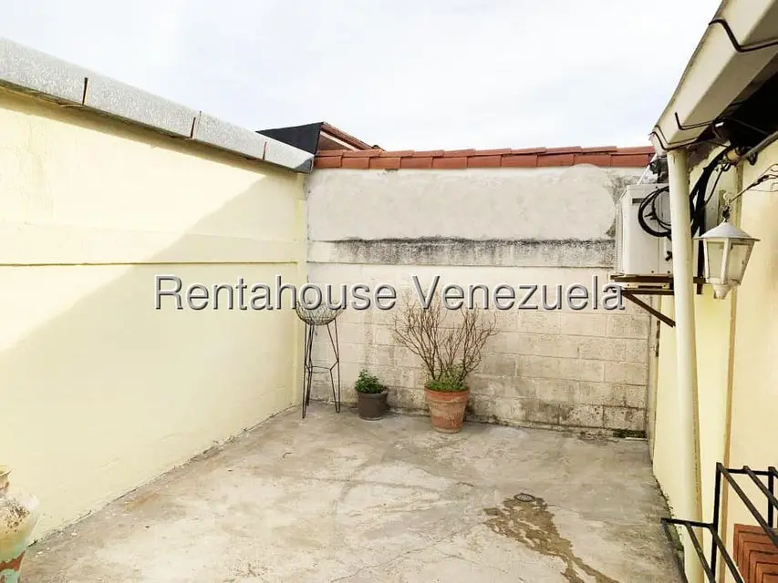 Casa (1 Nivel) en Alquiler en Parroquia Santa Rosa, Lara - 27