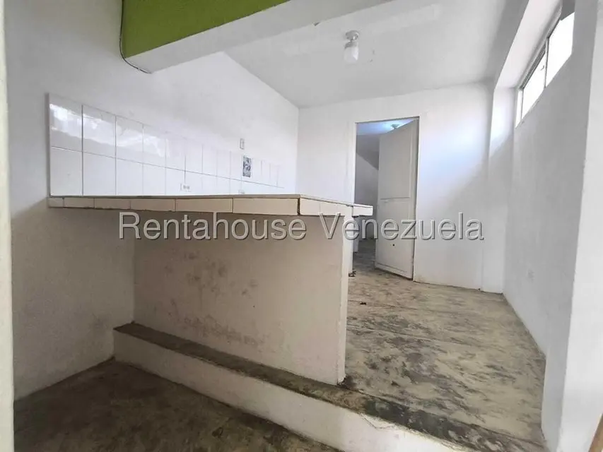 Comercial (Local Comercial) en Alquiler en Sierra Maestra, Zulia - 6