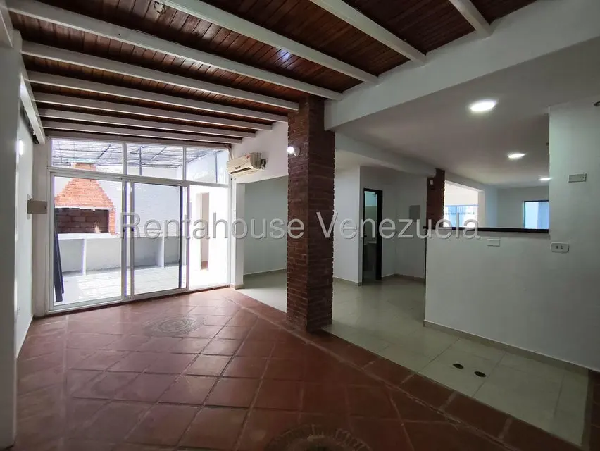 Casa (Duplex) en Alquiler en Trapiche Villas, Lara - 22