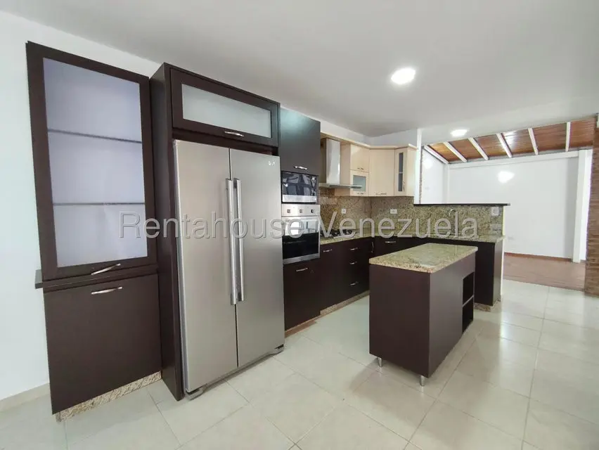 Casa (Duplex) en Alquiler en Trapiche Villas, Lara - 7