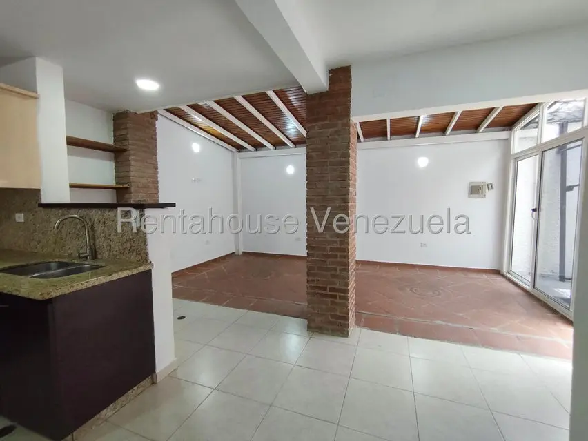 Casa (Duplex) en Alquiler en Trapiche Villas, Lara - 10