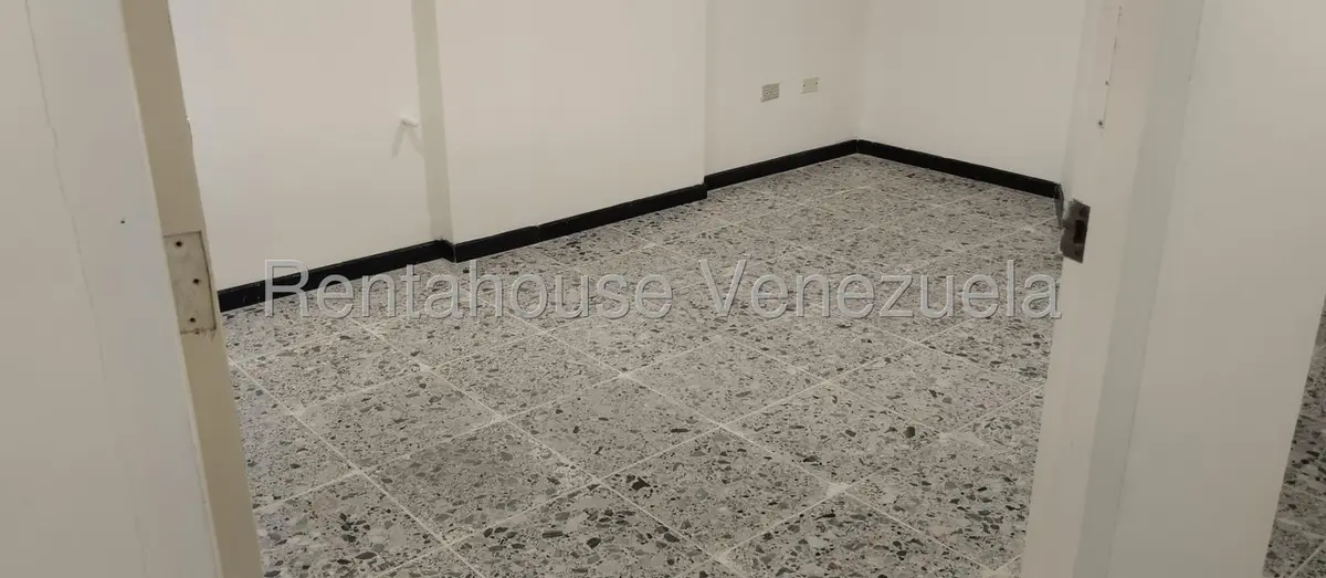 Comercial (Local Comercial) en Alquiler en La N, Zulia - 8