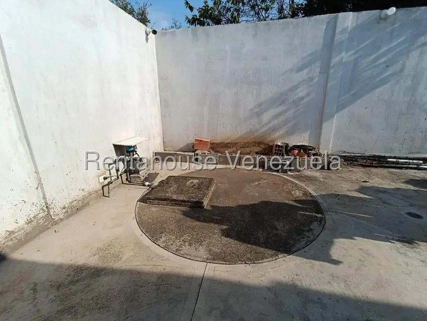 Casa (1 Nivel) en Venta en Avenida Intercomunal, Zulia - 2