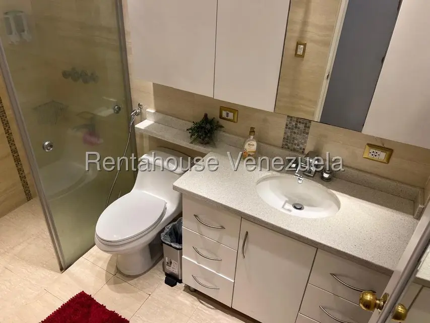 Apartamento (1 Nivel) en Alquiler en La Campiña, Distrito Metropolitano - 18