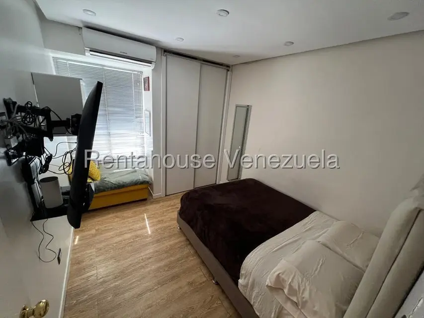 Apartamento (1 Nivel) en Alquiler en La Campiña, Distrito Metropolitano - 22