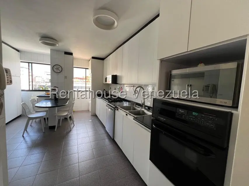 Apartamento (1 Nivel) en Alquiler en La Campiña, Distrito Metropolitano - 30