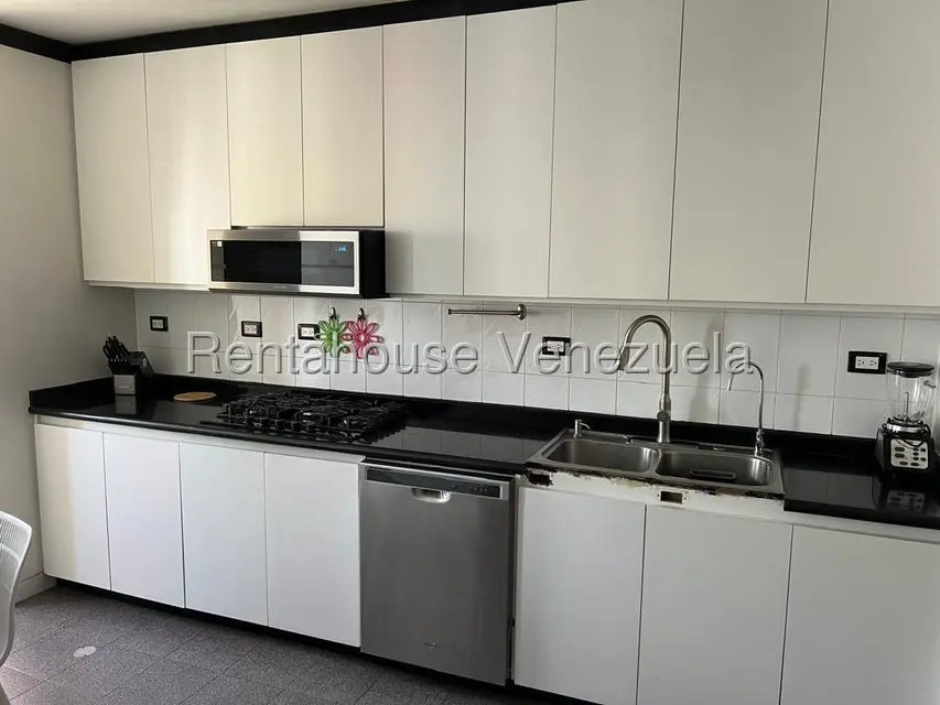 Apartamento (1 Nivel) en Alquiler en La Campiña, Distrito Metropolitano - 33