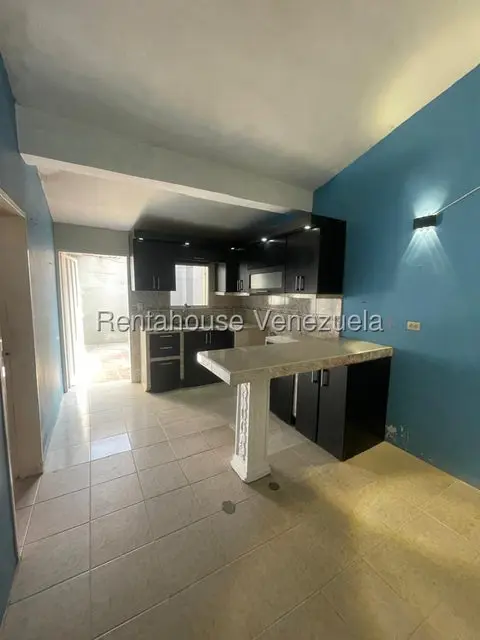 Casa (1 Nivel) en Alquiler en El Amanecer, Lara - 6