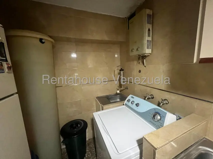 Apartamento (1 Nivel) en Venta en Caricuao, Distrito Metropolitano - 10