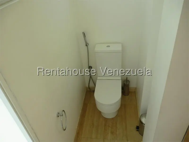Casa (Multipes Niveles) en Alquiler en Santa Marta, Distrito Metropolitano - 27