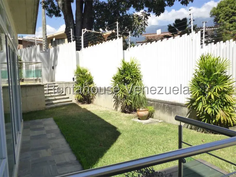 Casa (Multipes Niveles) en Alquiler en Santa Marta, Distrito Metropolitano - 42