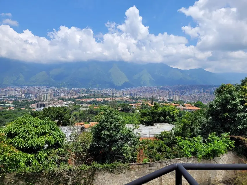 Casa (Multipes Niveles) en Venta en Macaracuay, Distrito Metropolitano - 3