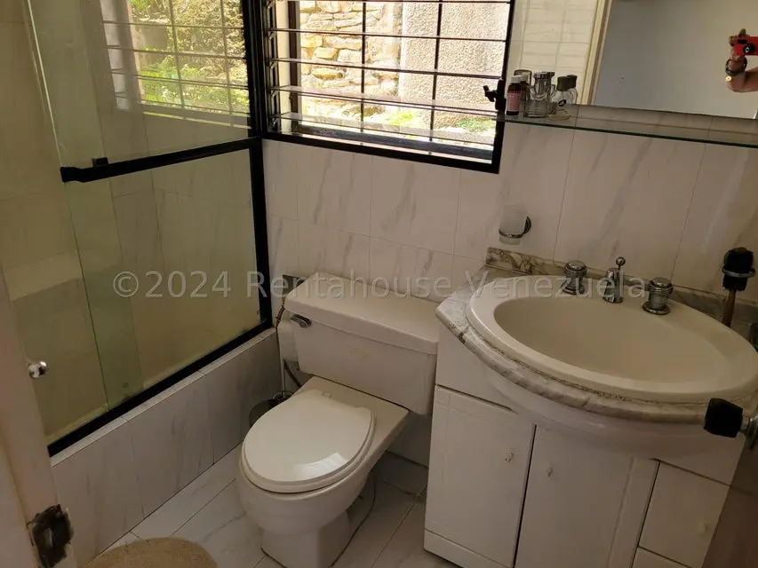 Casa (Multipes Niveles) en Venta en Macaracuay, Distrito Metropolitano - 27
