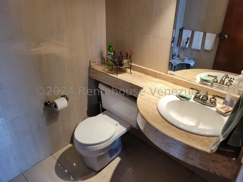 Casa (Multipes Niveles) en Venta en Macaracuay, Distrito Metropolitano - 28