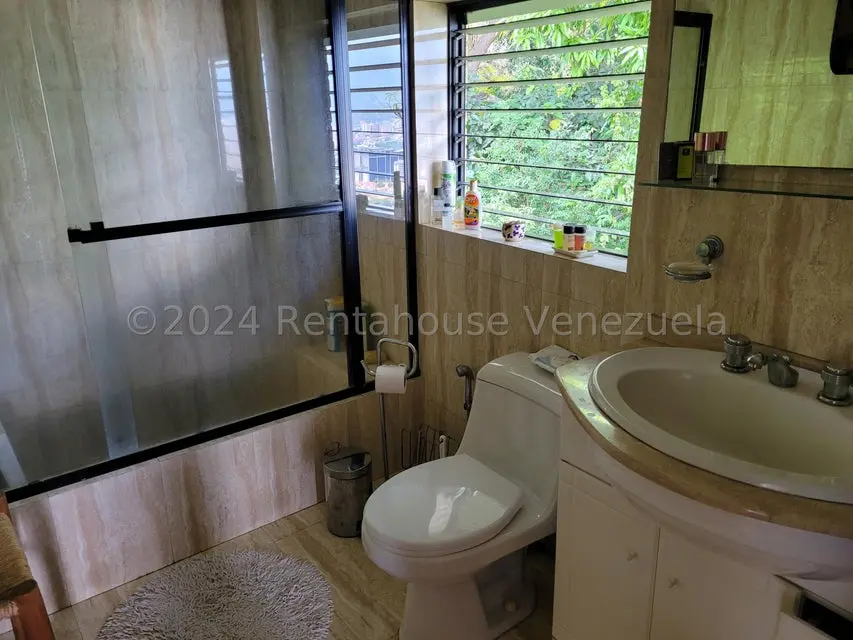 Casa (Multipes Niveles) en Venta en Macaracuay, Distrito Metropolitano - 30