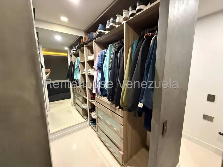 Apartamento (1 Nivel) en Alquiler en El Encantado, Distrito Metropolitano - 22