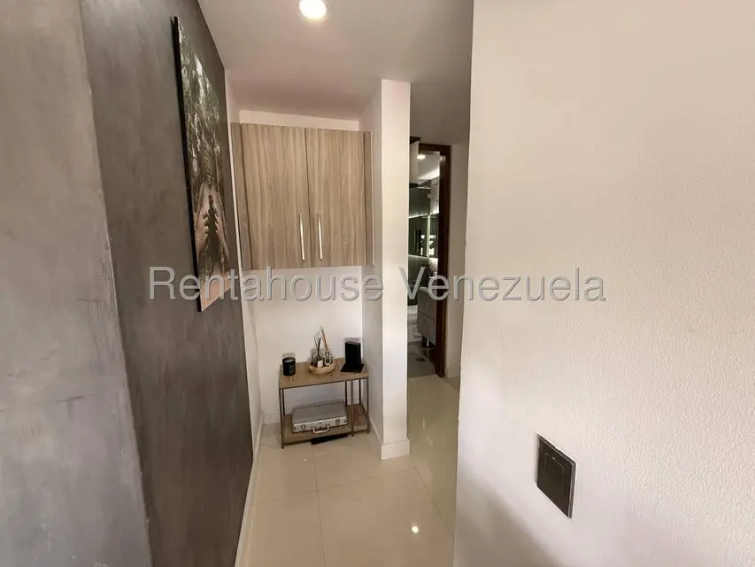 Apartamento (1 Nivel) en Alquiler en El Encantado, Distrito Metropolitano - 25