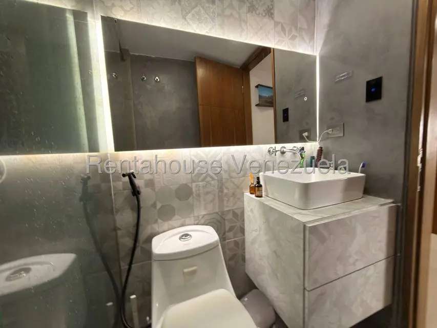 Apartamento (1 Nivel) en Alquiler en El Encantado, Distrito Metropolitano - 7