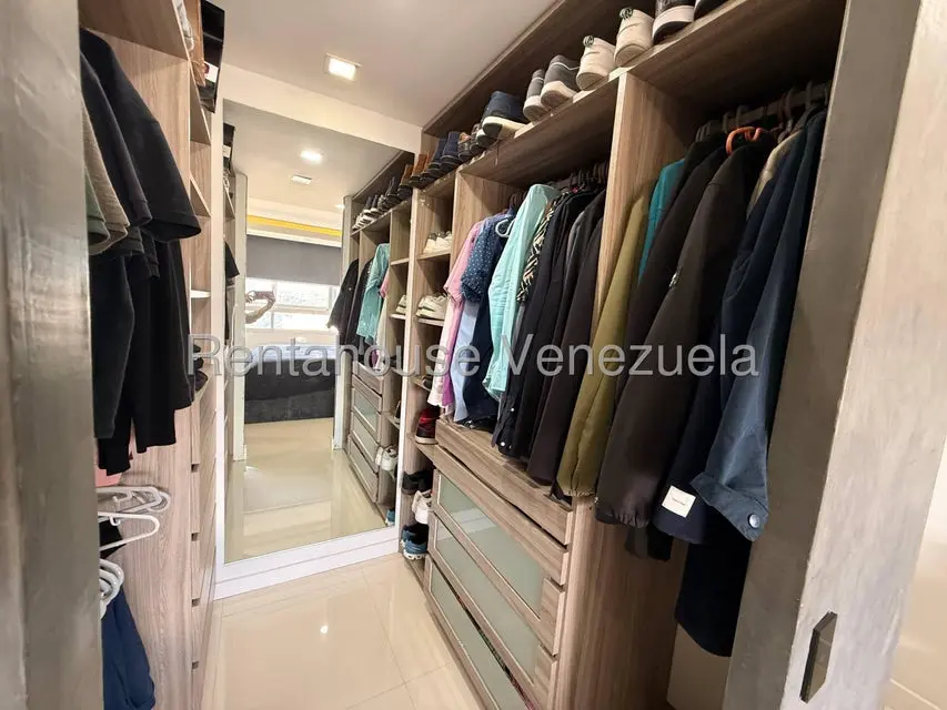 Apartamento (1 Nivel) en Alquiler en El Encantado, Distrito Metropolitano - 9