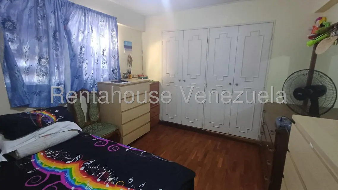 Apartamento (1 Nivel) en Venta en Valles de Camoruco, Carabobo - 12
